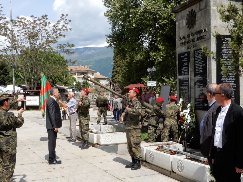 Калофер 8 май 2.jpg