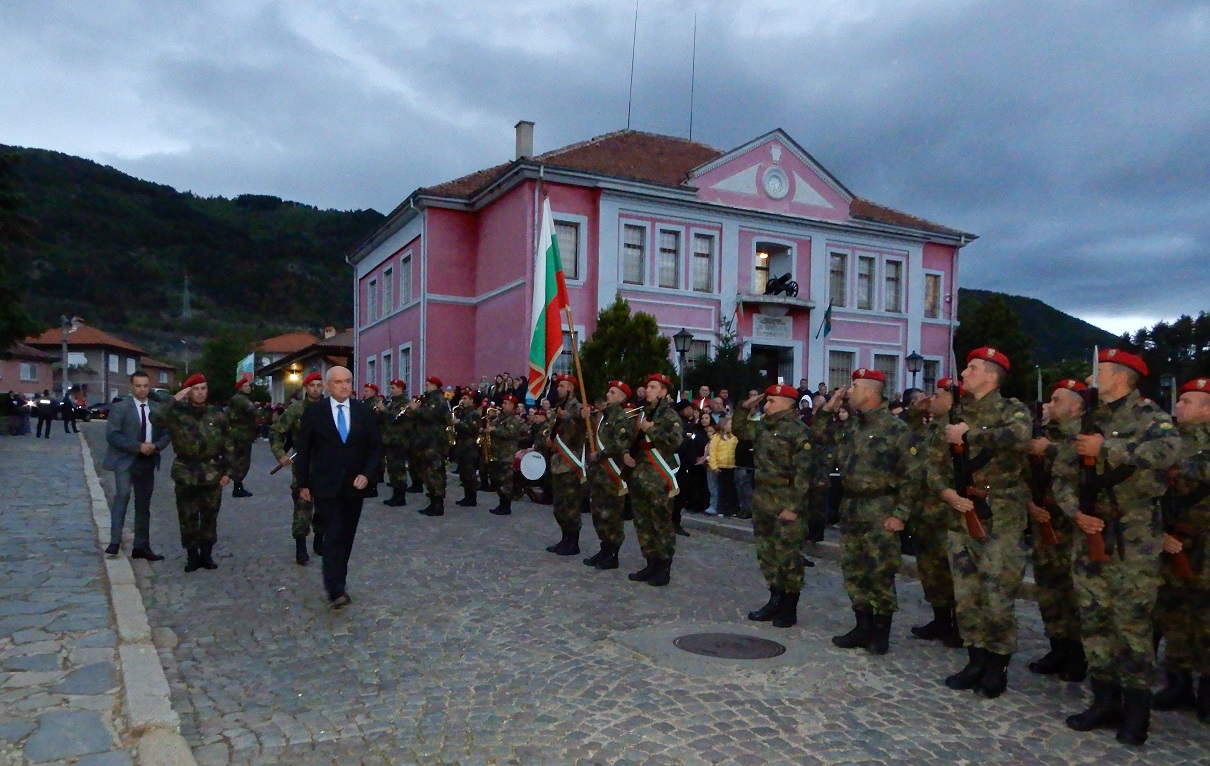 3 Почетна рота.JPG