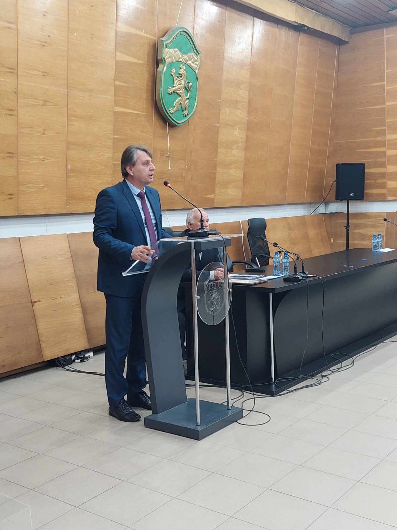 Председател на Общински съвет.jpg