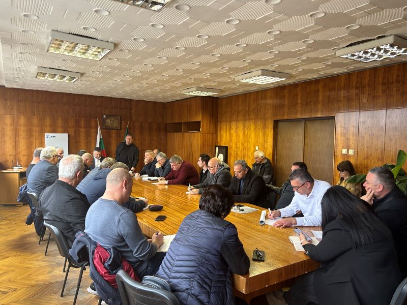 1. Среща с кметовете.jpg