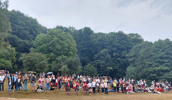 6 На събора.jpg