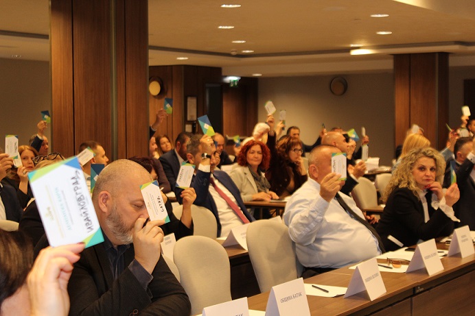 2 Гласуване.JPG