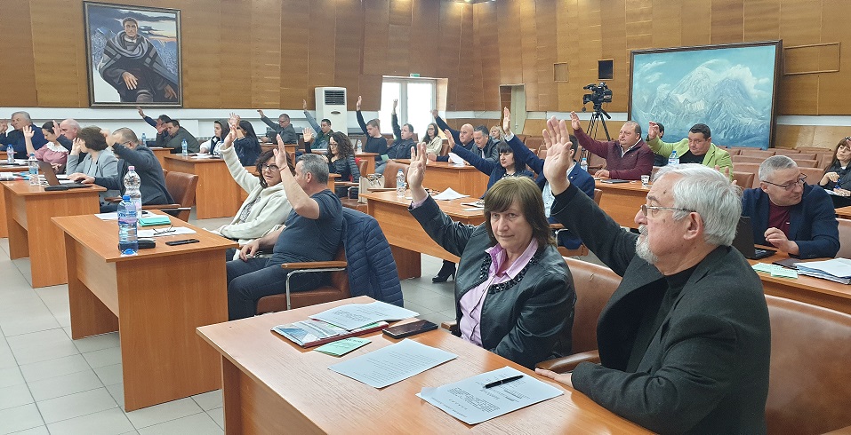 2 Гласуване.jpg